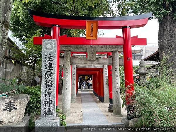 櫛田神社與博多祇園山笠夏日男性奔放的競爭活動