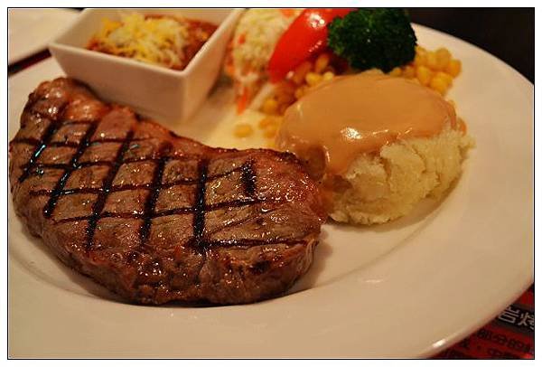 STEAK_03.jpg