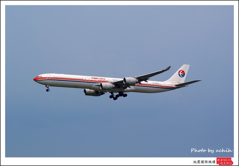 中國東方航空B-6050客機001.jpg