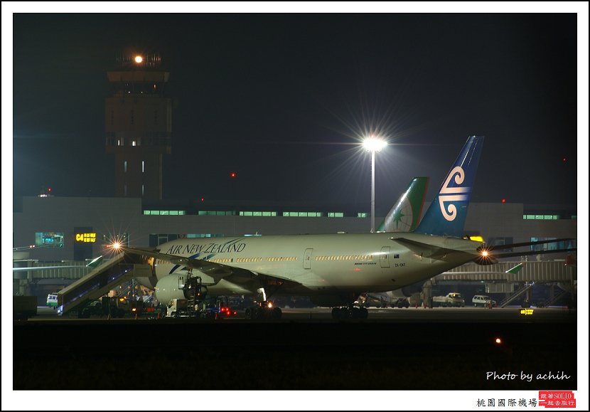 紐西蘭航空ZK-OKF客機.jpg