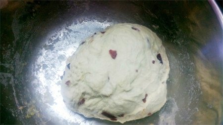 Cranberry rustic bread 3