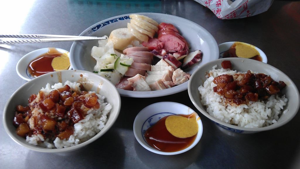 台南阿龍香腸燒肉