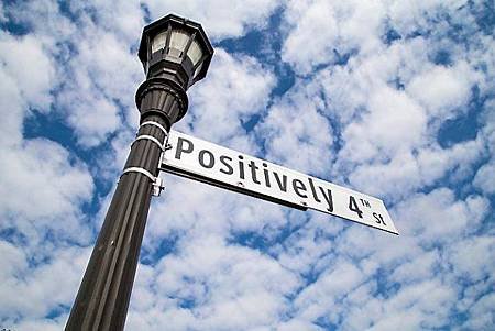 Positively 4th Street 就是在第四街 -