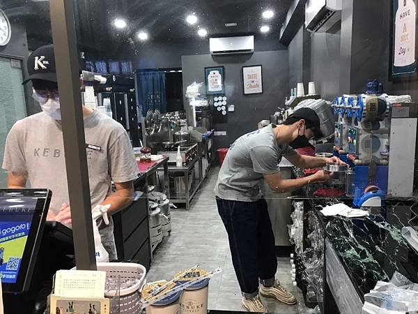 LINE_ALBUM_20221016可不可熟成紅茶（大橋延平店）_221027_5.jpg