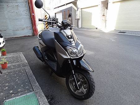 中年大叔的把妹神車-YAMAHA BWS R(1).JPG