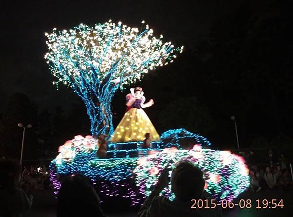 IMG_20150608_195410.jpg
