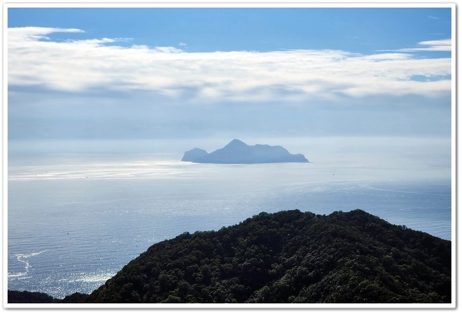 宜蘭與新北交界的《桃源谷青青草原》坐擁360度的山海無敵美景