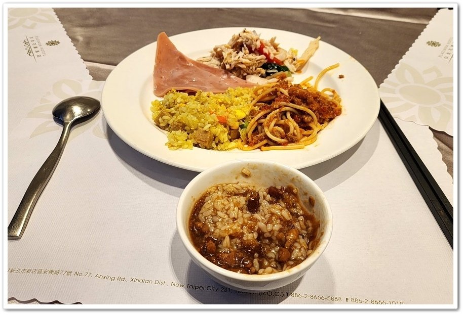新北市新店區《白金花園酒店》物超所值的住宿體驗與高品質用餐饗
