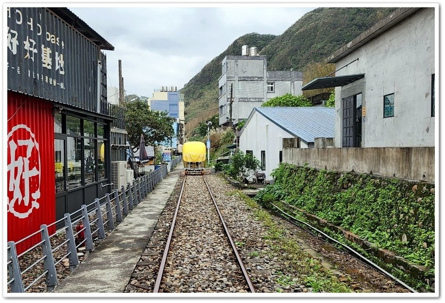 新北市八斗子《深澳鐵道自行車》騎乘在海天一色的東北角海岸風光