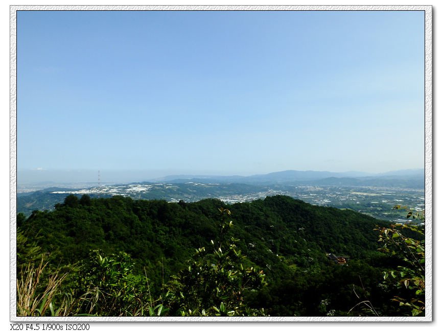 頭嵙山往下看的風景