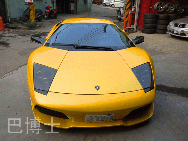 跑車大蠻牛.gif