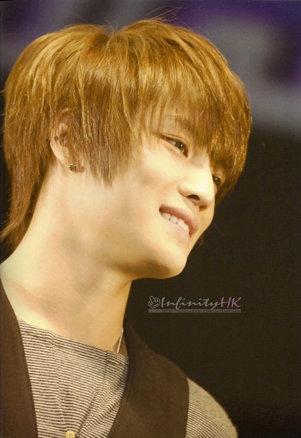3rd Bigeast Fanmeet Event Photo Book04.jpg