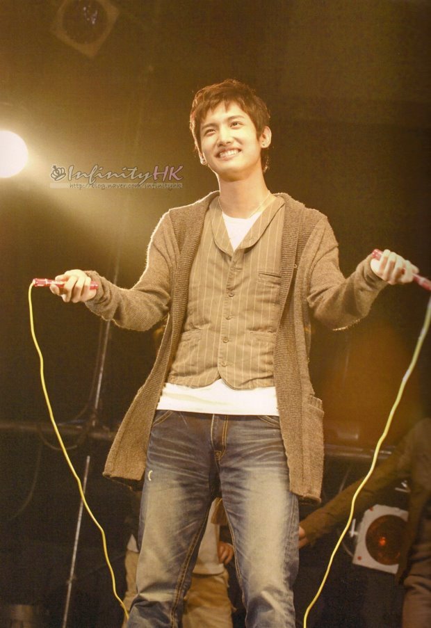 3rd Bigeast Fanmeet Event Photo Book06.jpg