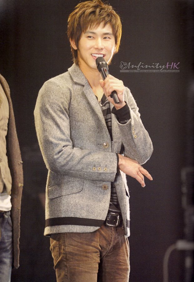 3rd Bigeast Fanmeet Event Photo Book08.jpg
