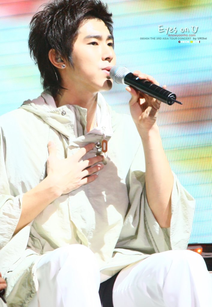 1238909376_ls36vokg.jpg