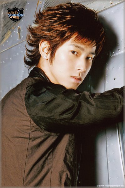 09年日本四巡The Secret Code場刊05.jpg