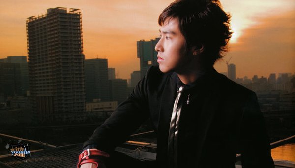 09年日本四巡The Secret Code場刊13.jpg