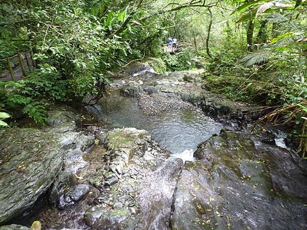 林美石磐步道.櫻花陵園.味珍香卜肉店.三星阿婆蔥餅.梅花湖.金車外澳伯朗咖啡館 118