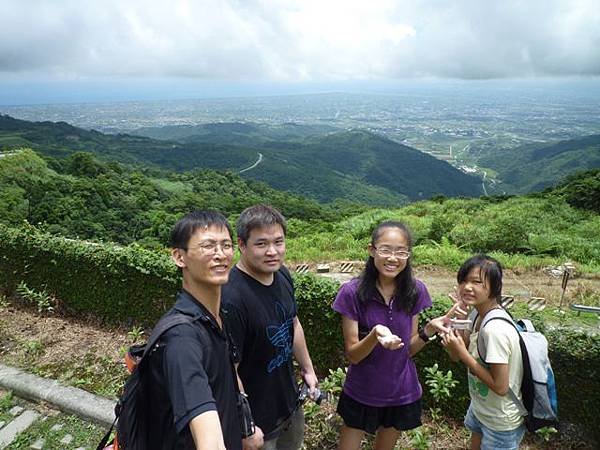 林美石磐步道.櫻花陵園.味珍香卜肉店.三星阿婆蔥餅.梅花湖.金車外澳伯朗咖啡館 180