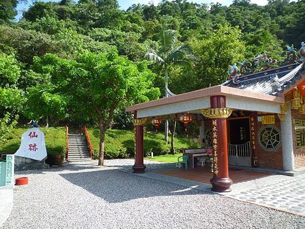 林美石磐步道.櫻花陵園.味珍香卜肉店.三星阿婆蔥餅.梅花湖.金車外澳伯朗咖啡館 246