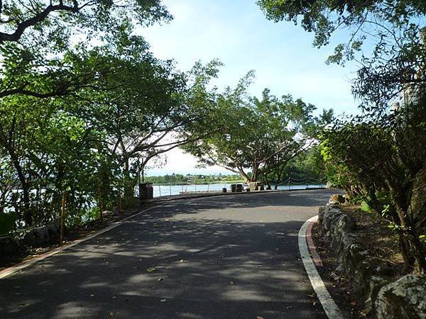 林美石磐步道.櫻花陵園.味珍香卜肉店.三星阿婆蔥餅.梅花湖.金車外澳伯朗咖啡館 283