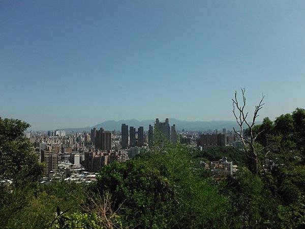 挖仔山.南勢角山.烘爐地福德宮 040