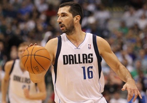 Peja in Mavs.jpg