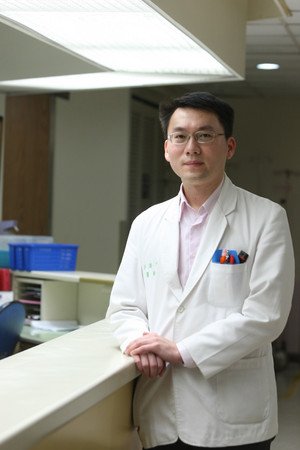 Dr Hong