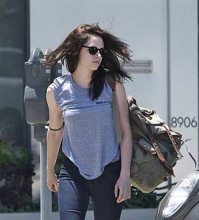 KSTEWARTFANS110630- (15) (Medium).jpg