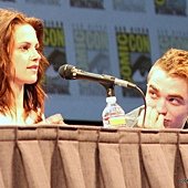 FanPicsRobertPattinsonComicCon4.jpg