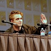 FanPicsRobertPattinsonComicCon33.jpg