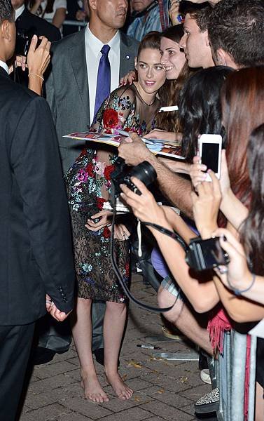 kstewartfans-tiff2012-9__9_