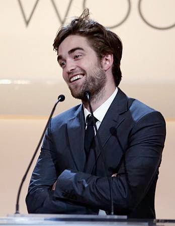 RobertPattinsonGalaStagePics31 拷貝