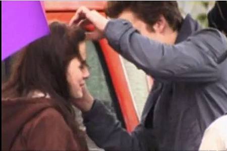 twilight-behind-the-scenes-robert-pattinson-and-kristen-stewart-29871626-760-504