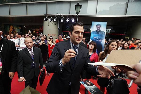 Henry-Cavill-Shanghai-017