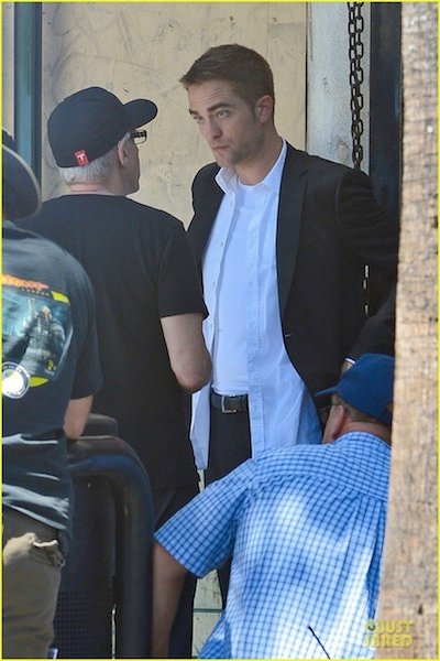 robert-pattinson-map-to-the-stars-with-starstruck-mia-wasikowska-15 拷貝.jpg