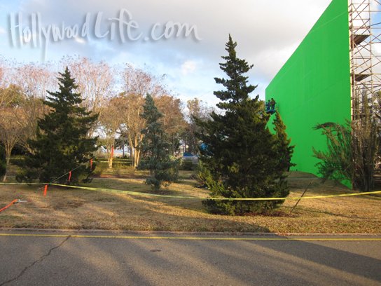 012111_2_breakign_dawn_set_IMG_0427110121125832.jpg