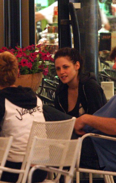 Robsten in Italy_13.jpg