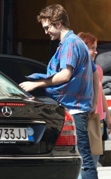 Robsten in  Italy_02.jpg