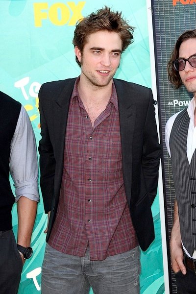 gallery_enlarged-twilight-cast--mega-teen-choice-awards-2009-08102009-22.jpg