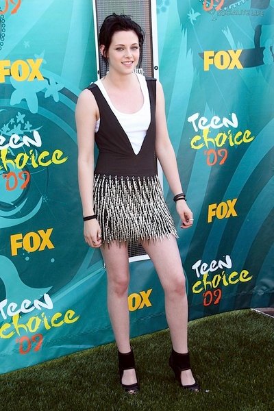 gallery_enlarged-twilight-cast--mega-teen-choice-awards-2009-08102009-43.jpg