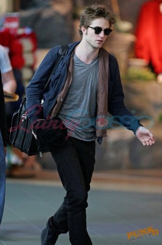 on his way 2 Cannes_16.jpg