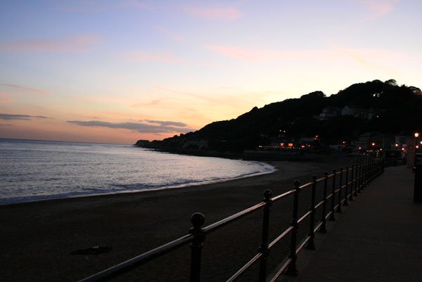 ventnor_beach_sunset.jpg