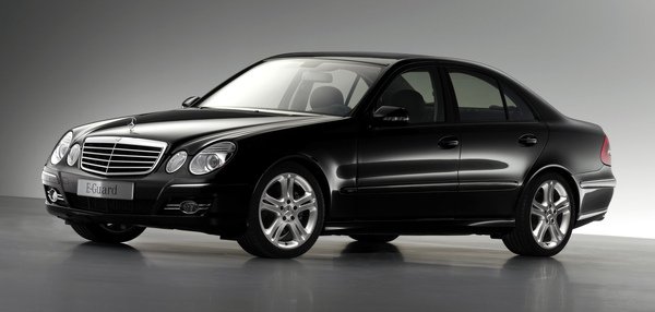 mercedes-benz-e-guard-21.jpg