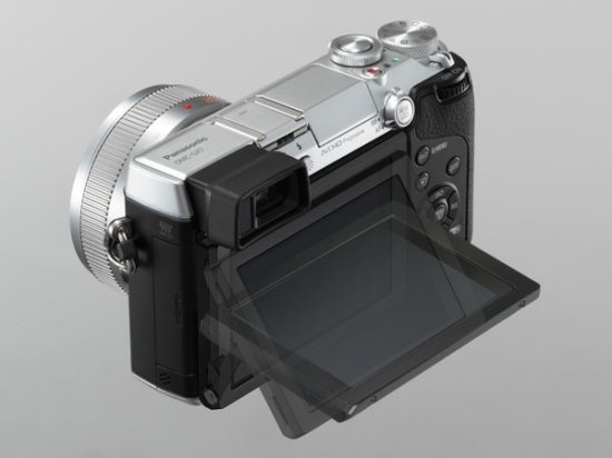 Panasonic Lumix GX7 發佈！1,600 萬像素，機身防手震及翻轉 EVF！