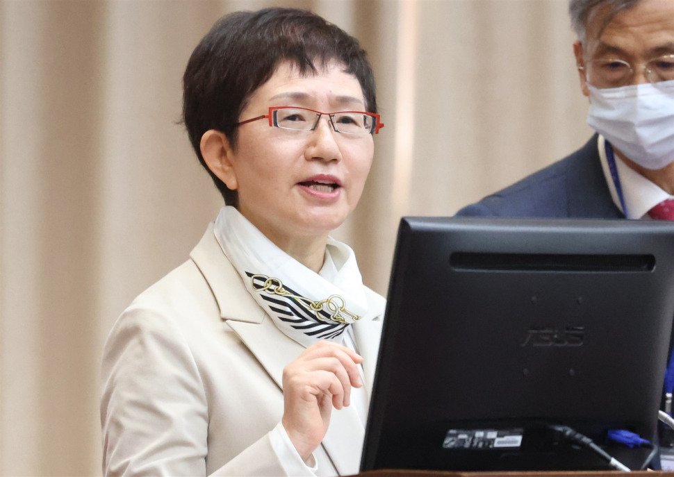 欺騙政府的代價？黃珊珊要求聯徵紀錄註記