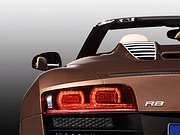 Audi-R8_Spyder_5_2_FSI_quattro_2011_1600x1200_wallpaper_21.jpg