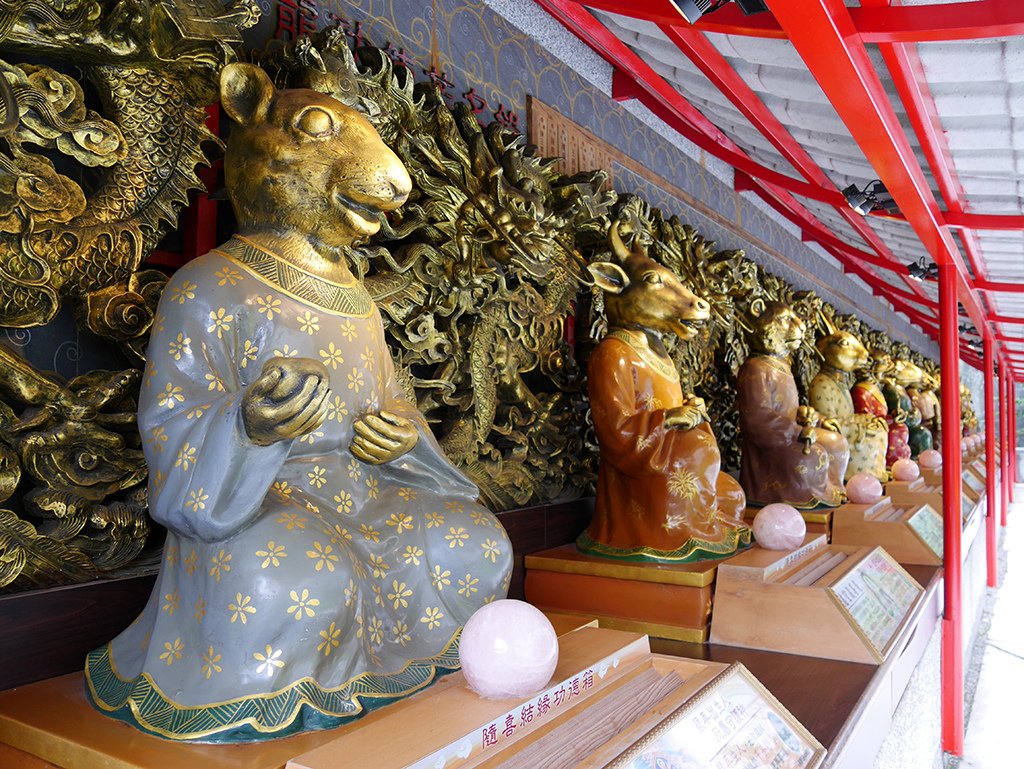 10十二生肖本命佛.jpg