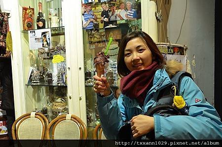 AJ in Italy Day2 _3611.jpg