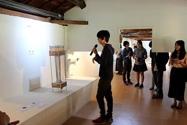 0423011藝術家聯展.jpg